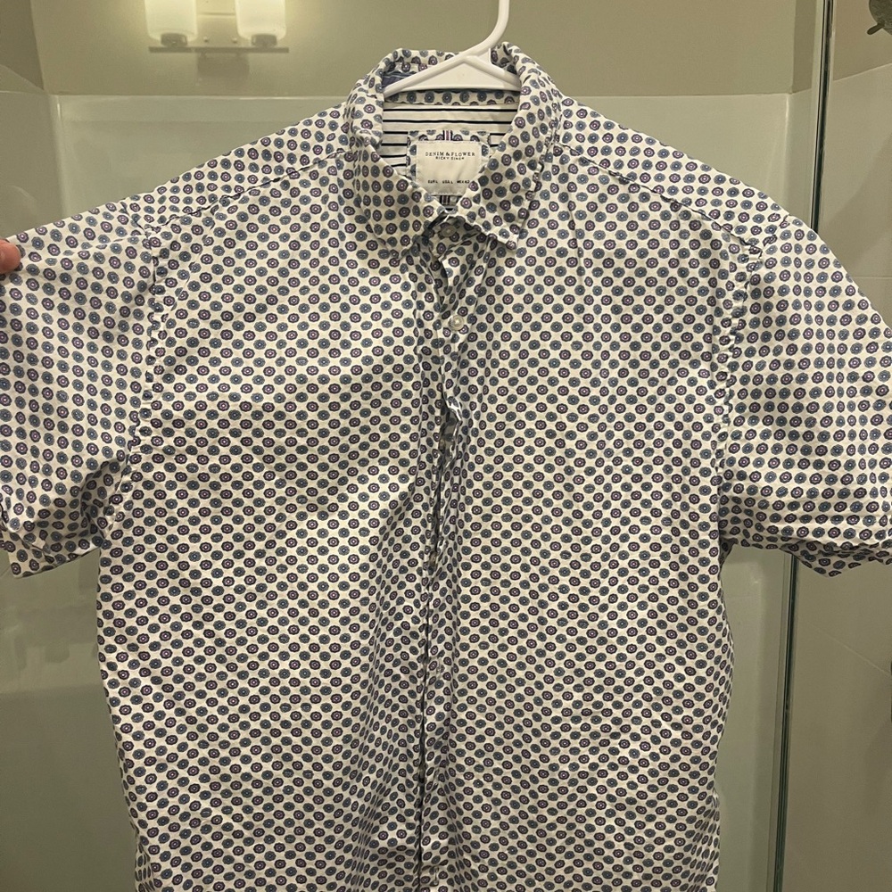 Denim & Flower Blue and White Casual Button Down Shirt Size L
